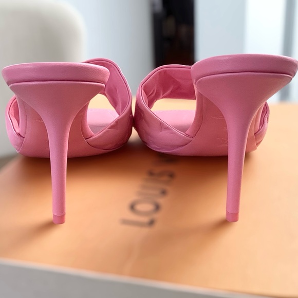 🌸Louis Vuitton Revival Mule Pink - Picture 3 of 15